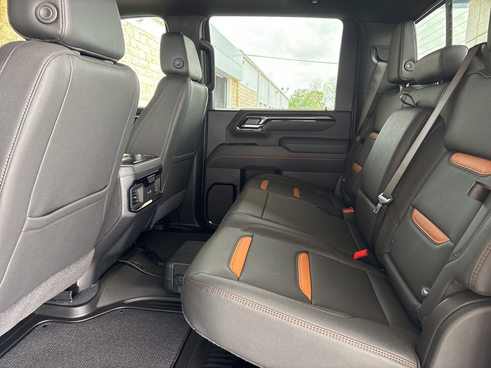 New 2026 GMC Sierra 2500 AT4 image 18