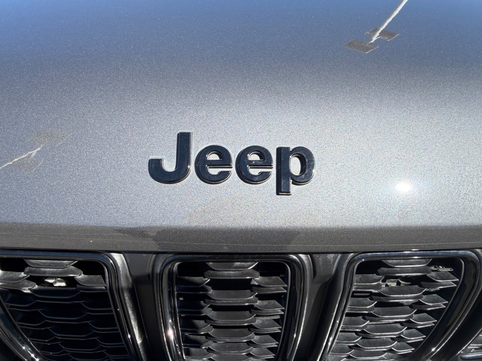 Used 2025 Jeep Grand Cherokee Altitude AWD/4WD image 9