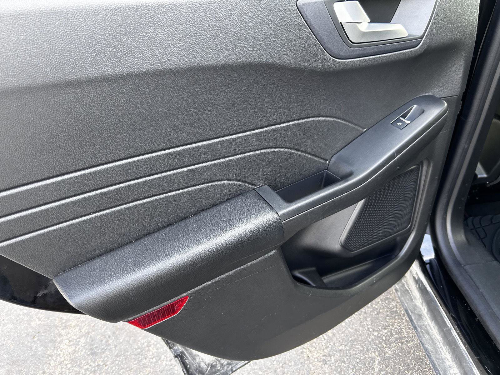 Used 2023 Ford Escape ST-Line w/ Tech Pack #1 image 12