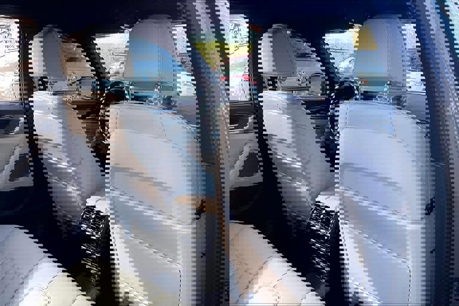 Used 2018 BMW 530e xDrive image 20