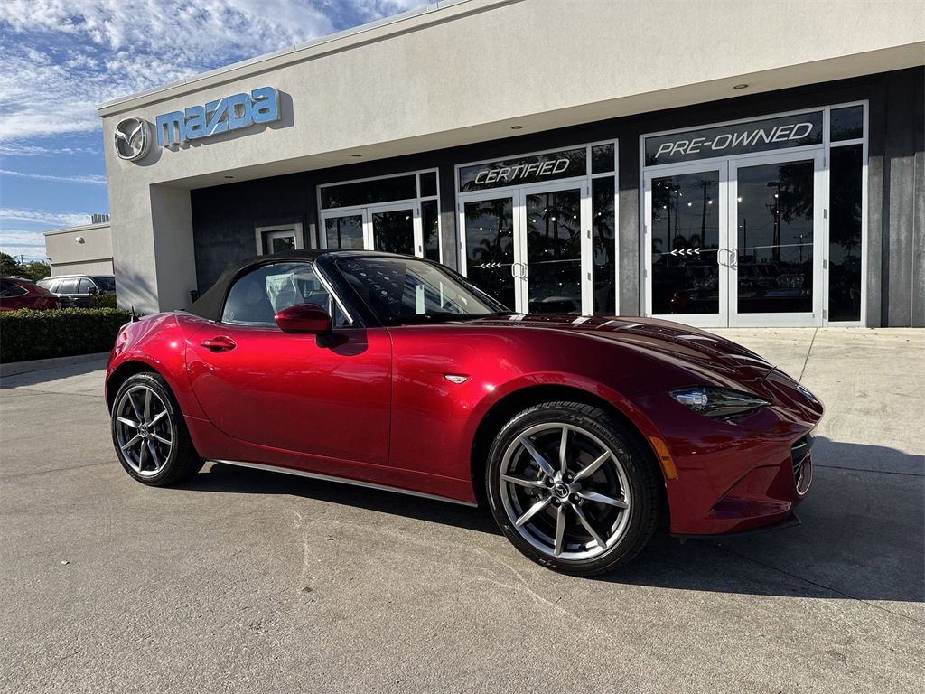 Used 2022 MAZDA MX-5 Miata Grand Touring w/ Weather Package image 7