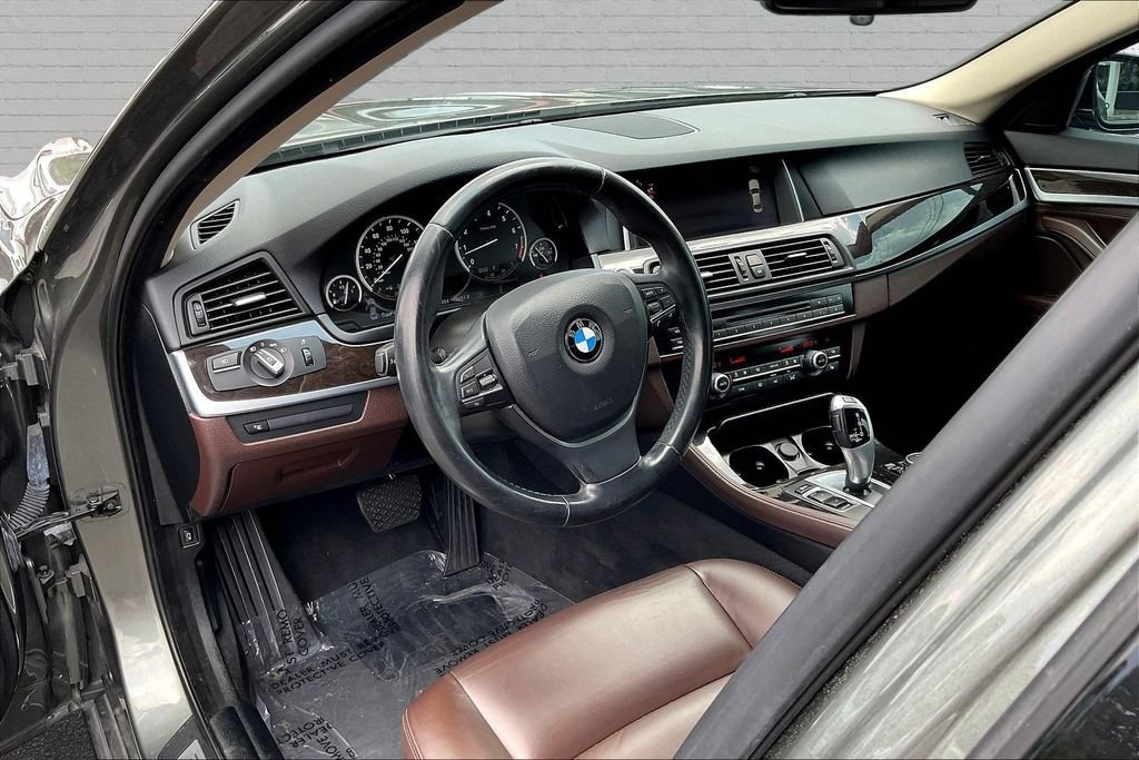 Used 2015 BMW 535i Sedan RWD image 17