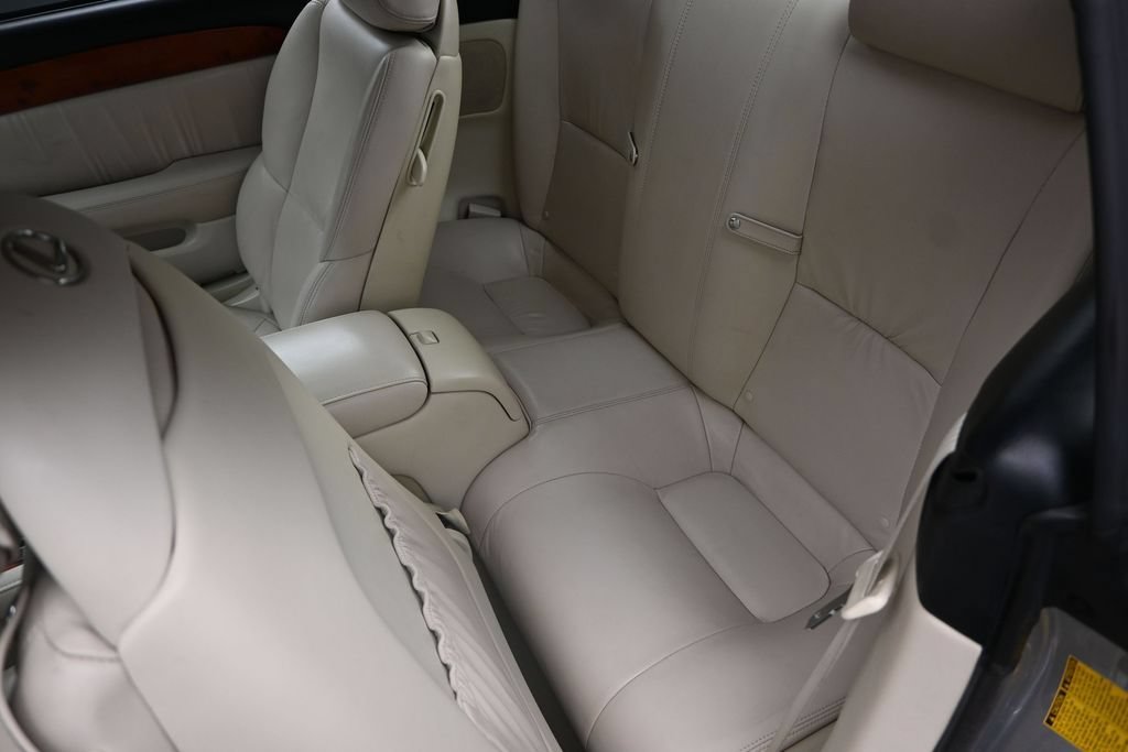 Used 2007 Lexus SC 430 Convertible w/ Preferred Accessory Pkg RWD image 18