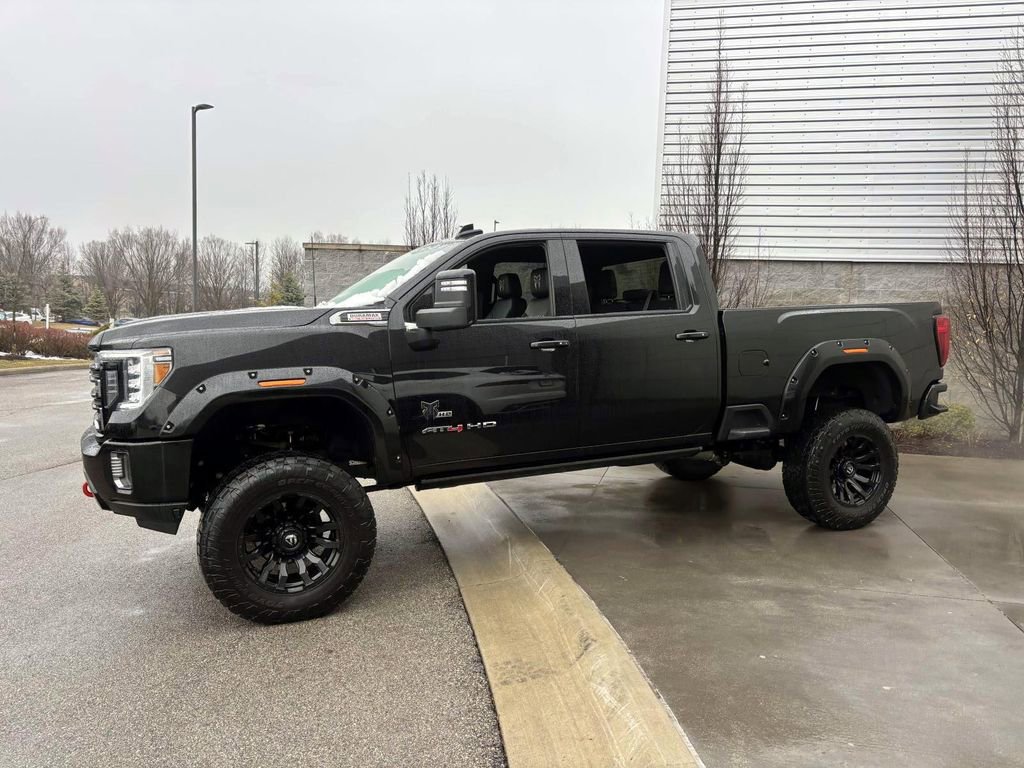 Used 2022 GMC Sierra 3500 AT4 image 4