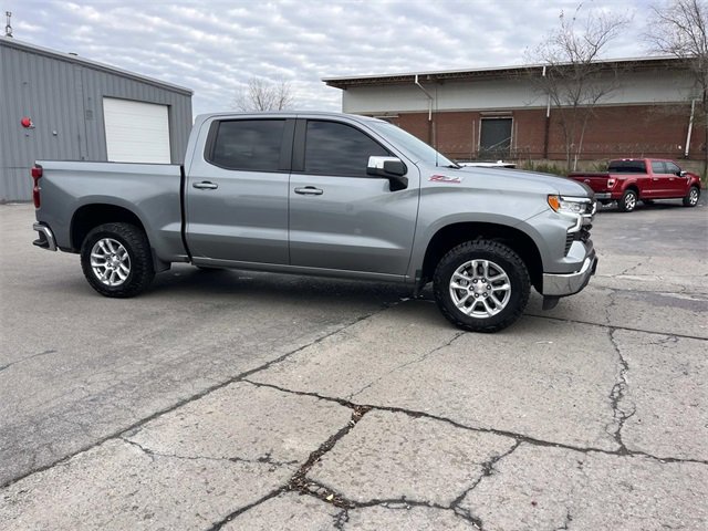 Used 2024 Chevrolet Silverado 1500 LT video 2