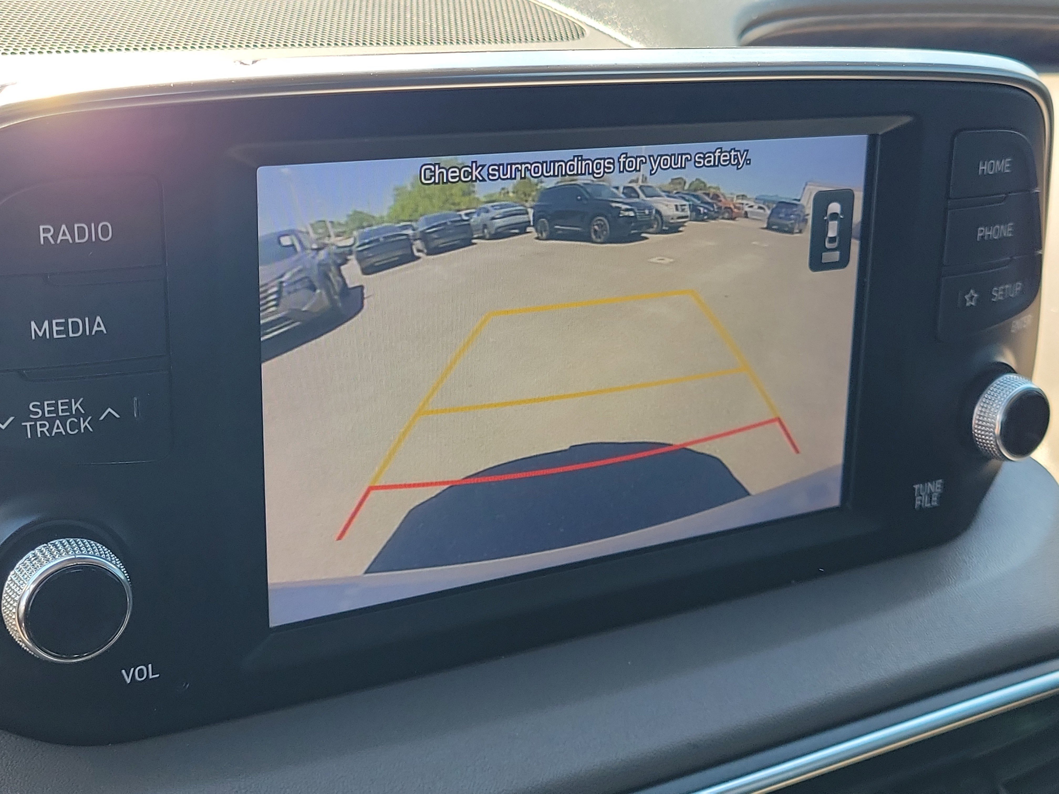 Used 2020 Hyundai Santa Fe SE image 28