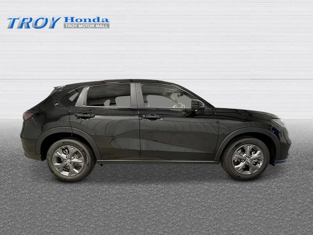 New 2027 Honda HR-V LX image 7