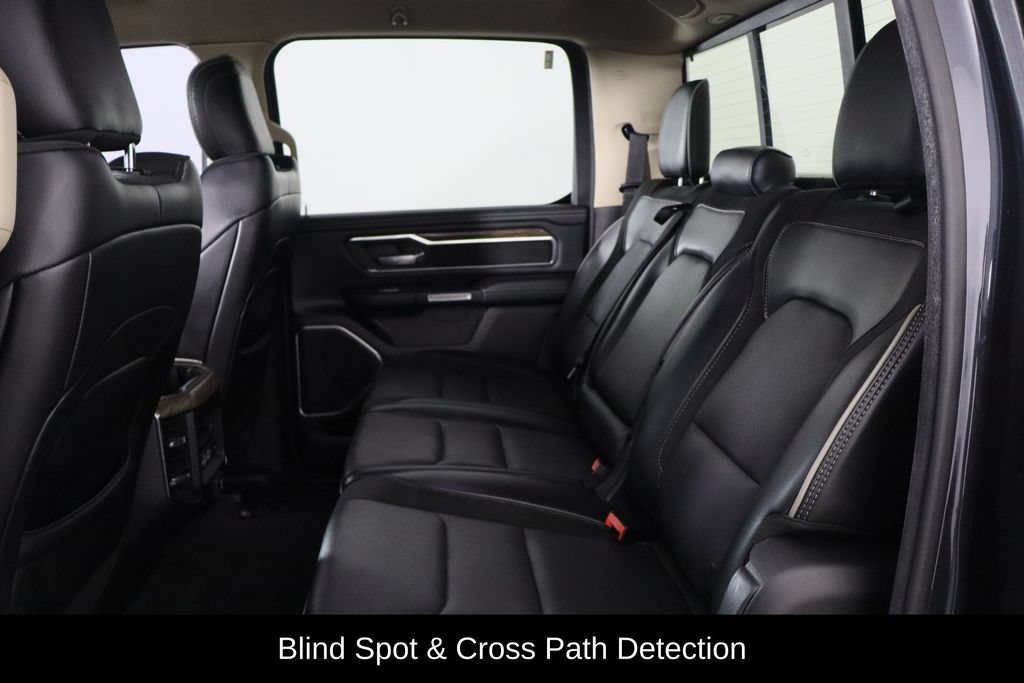 Used 2019 RAM 1500 Laramie AWD/4WD image 8