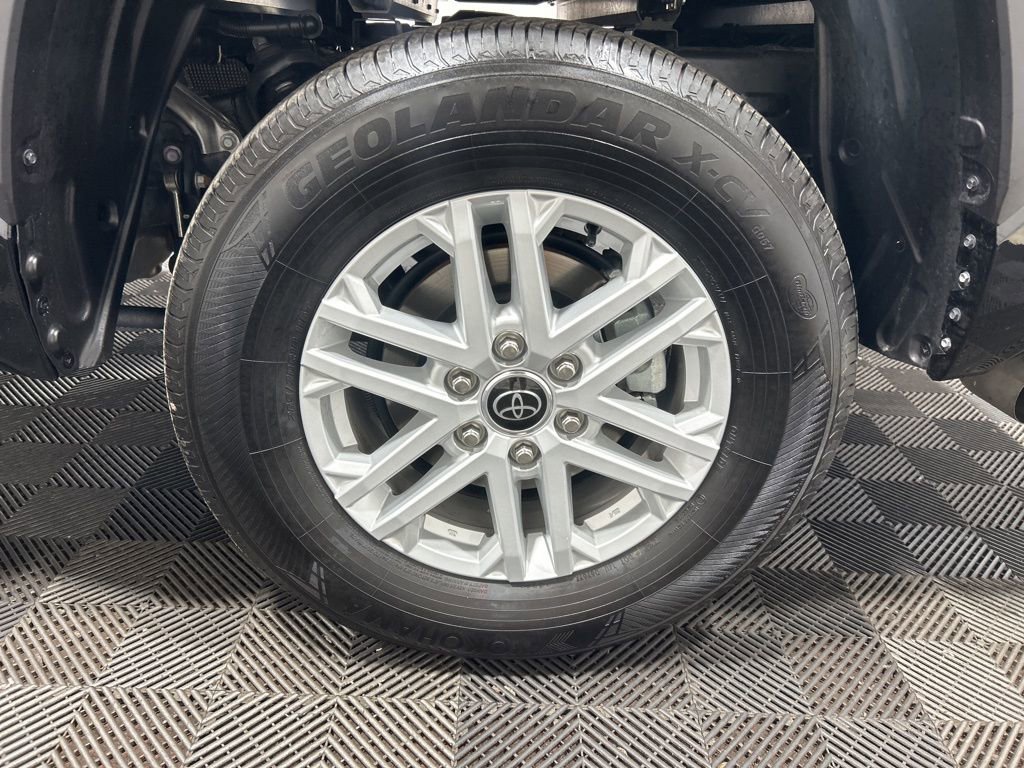 Used 2024 Toyota Tundra SR5 image 33