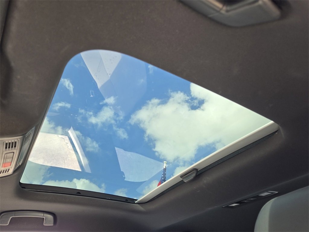 Certified 2020 Volkswagen Jetta R-Line image 19