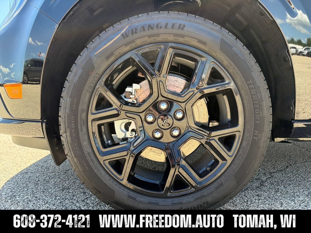 New 2026 Ford Maverick Lobo AWD/4WD image 30