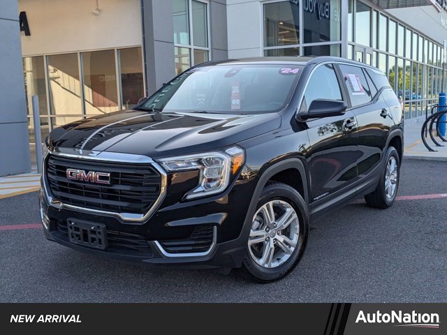 Used 2024 GMC Terrain SLE