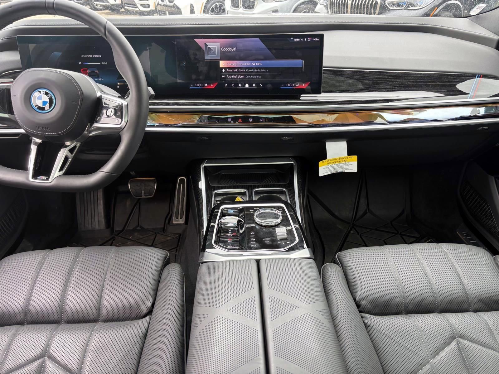Used 2026 BMW i7 xDrive60 w/ Executive Package AWD/4WD image 31