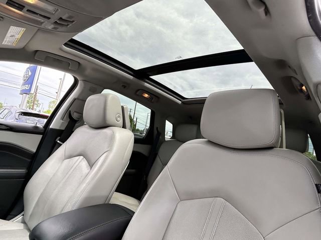 Used 2013 Cadillac SRX Luxury w/ Driver Awareness Package image 16