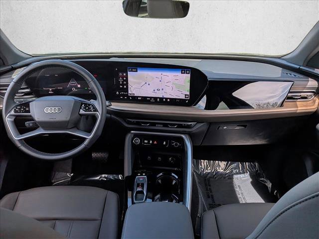Used 2025 Audi Q5 Premium w/ Convenience Package image 20