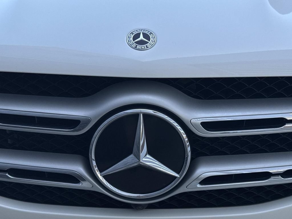 Used 2020 Mercedes-Benz GLE 350 4MATIC image 9