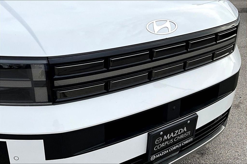 Used 2025 Hyundai Santa Fe Limited image 34