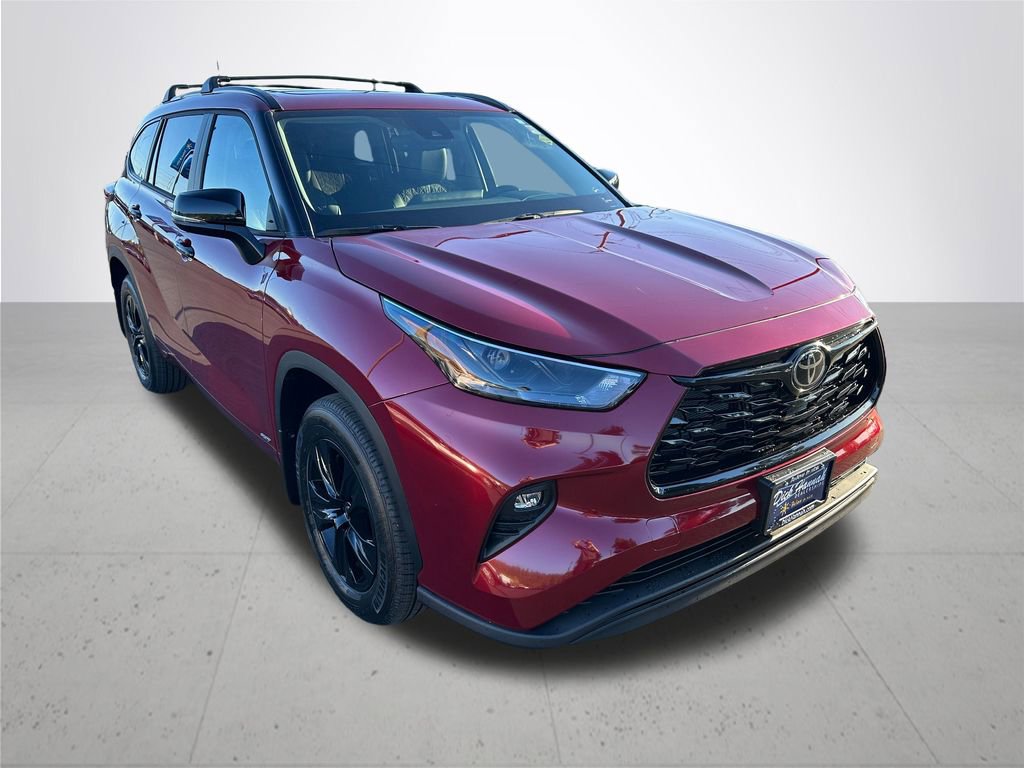 New 2025 Toyota Highlander XLE image 6