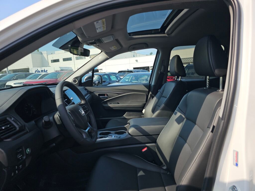 New 2025 Honda Ridgeline RTL image 17