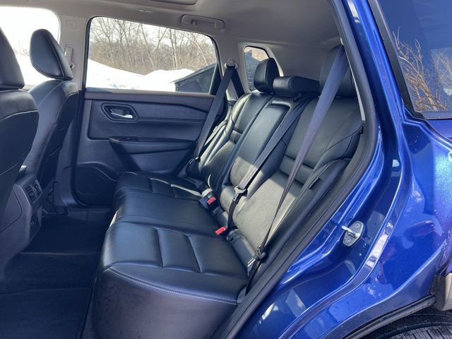 Used 2023 Nissan Rogue SL AWD/4WD image 17