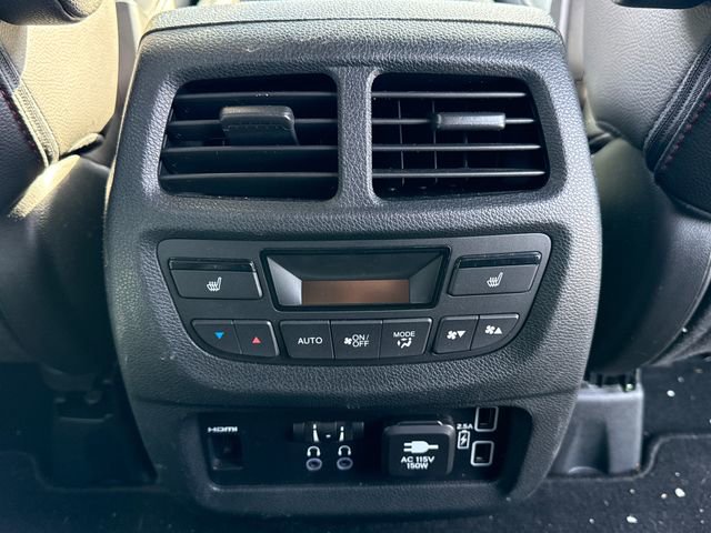 Used 2022 Honda Pilot Black Edition image 23