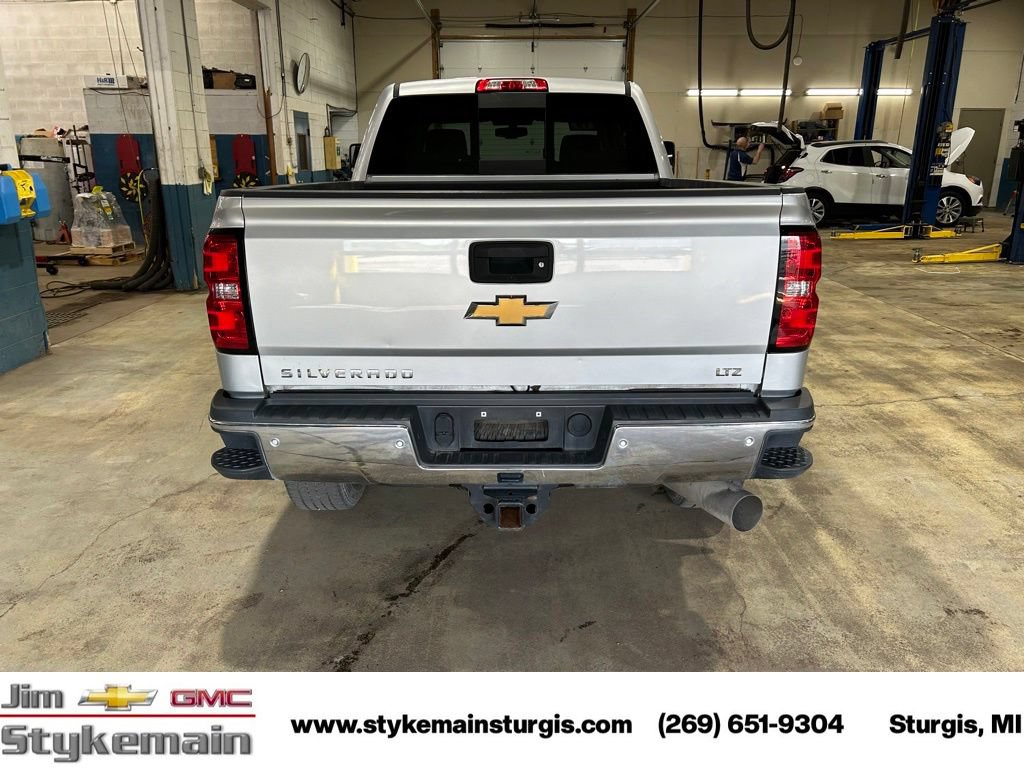 Used 2019 Chevrolet Silverado 2500 LTZ w/ LTZ Plus Package AWD/4WD image 11