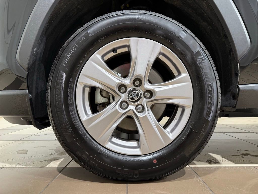 Certified 2025 Toyota RAV4 XLE image 9