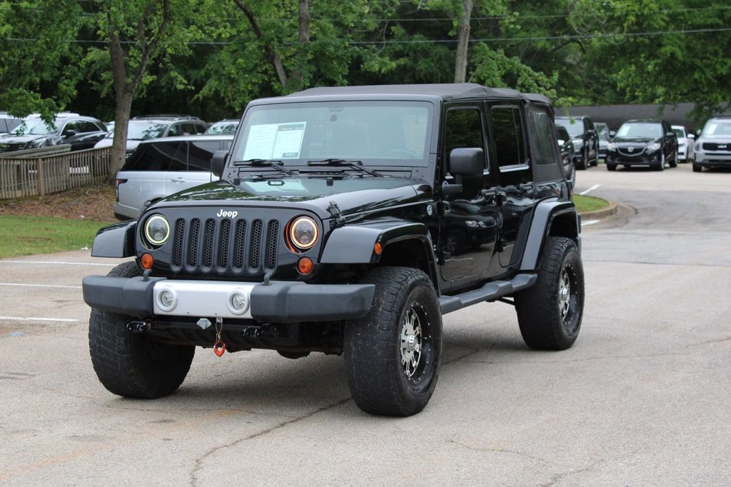 Used 2012 Jeep Wrangler Unlimited Sahara w/ Connectivity Group AWD/4WD image 3