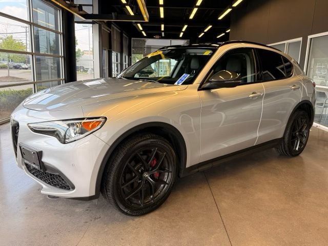 Used 2020 Alfa Romeo Stelvio AWD w/ Nero Edizione image 1