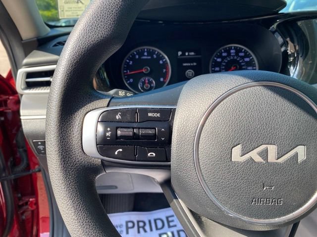 Used 2022 Kia K5 LXS FWD image 12