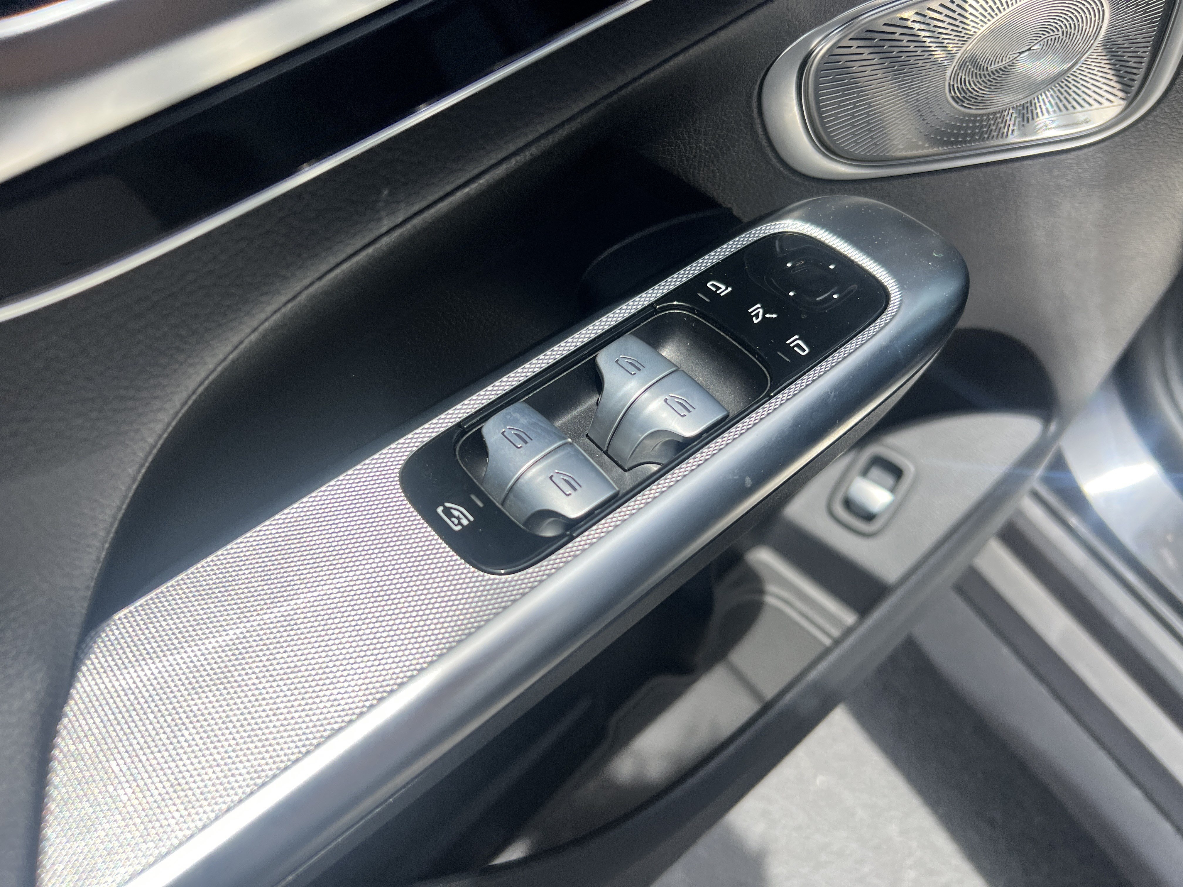 Certified 2025 Mercedes-Benz GLC 300 4MATIC image 15