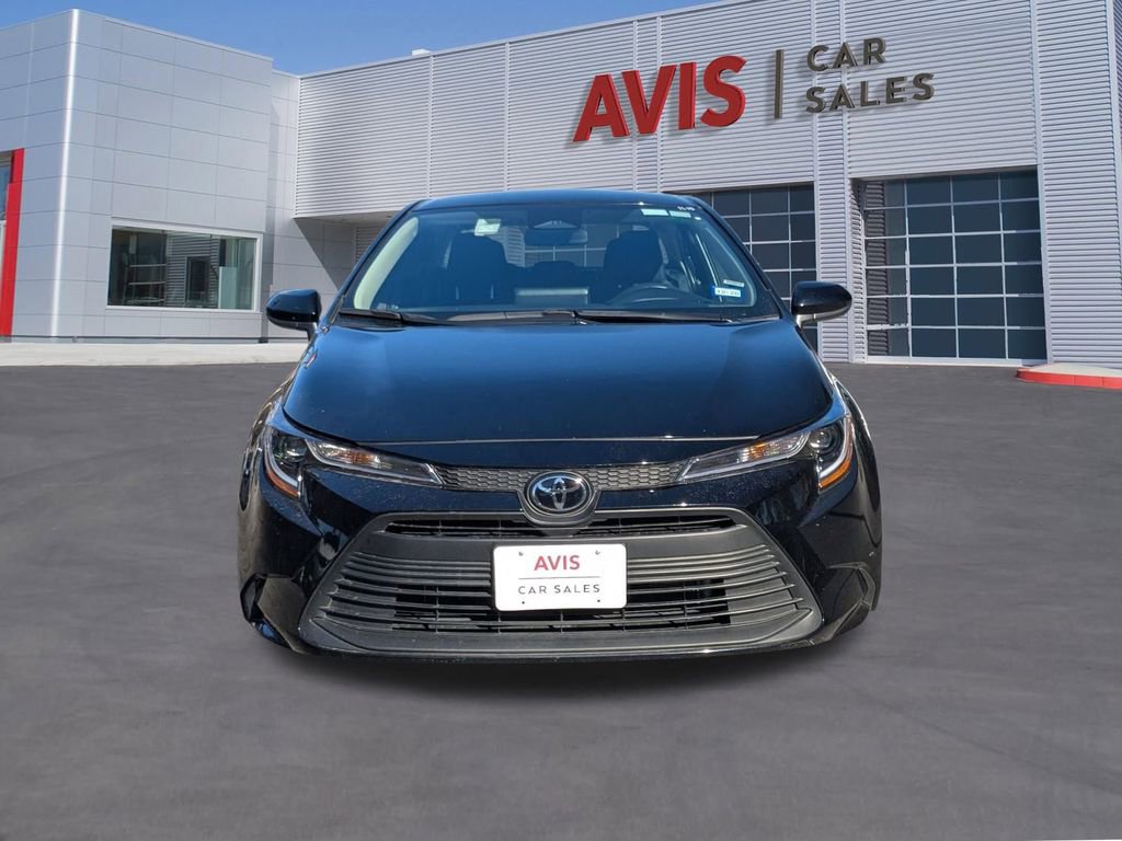 Used 2025 Toyota Corolla LE image 10