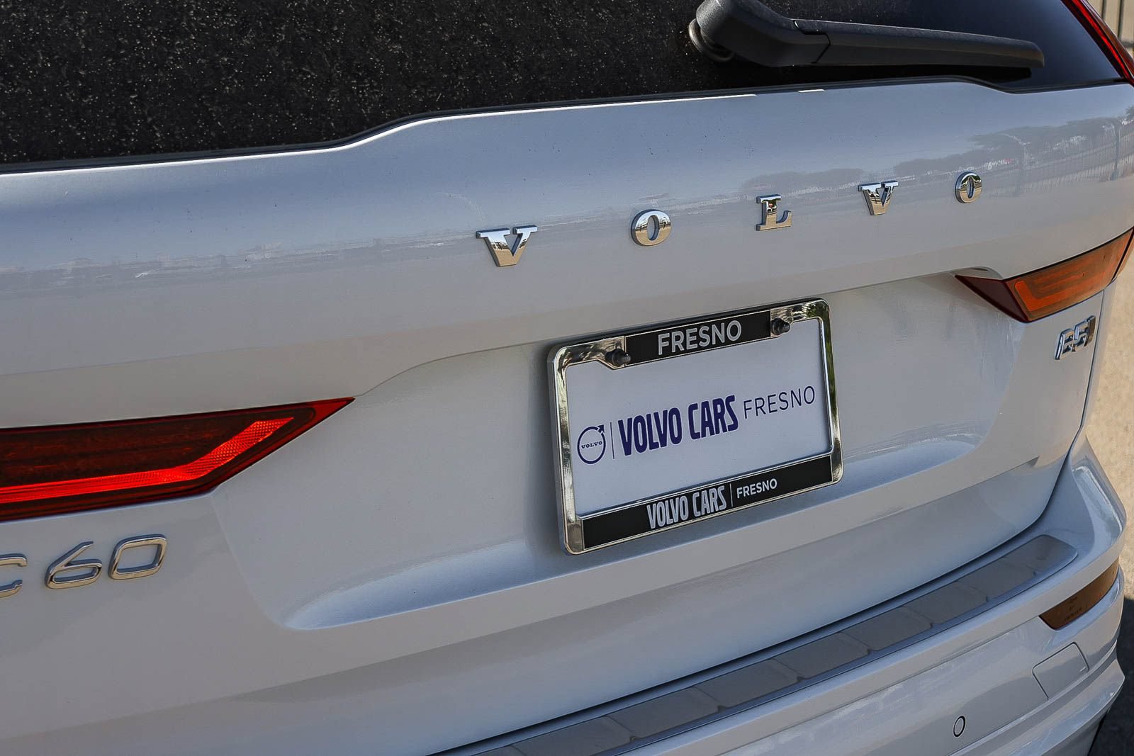 New 2026 Volvo XC60 B5 Ultra AWD/4WD image 12