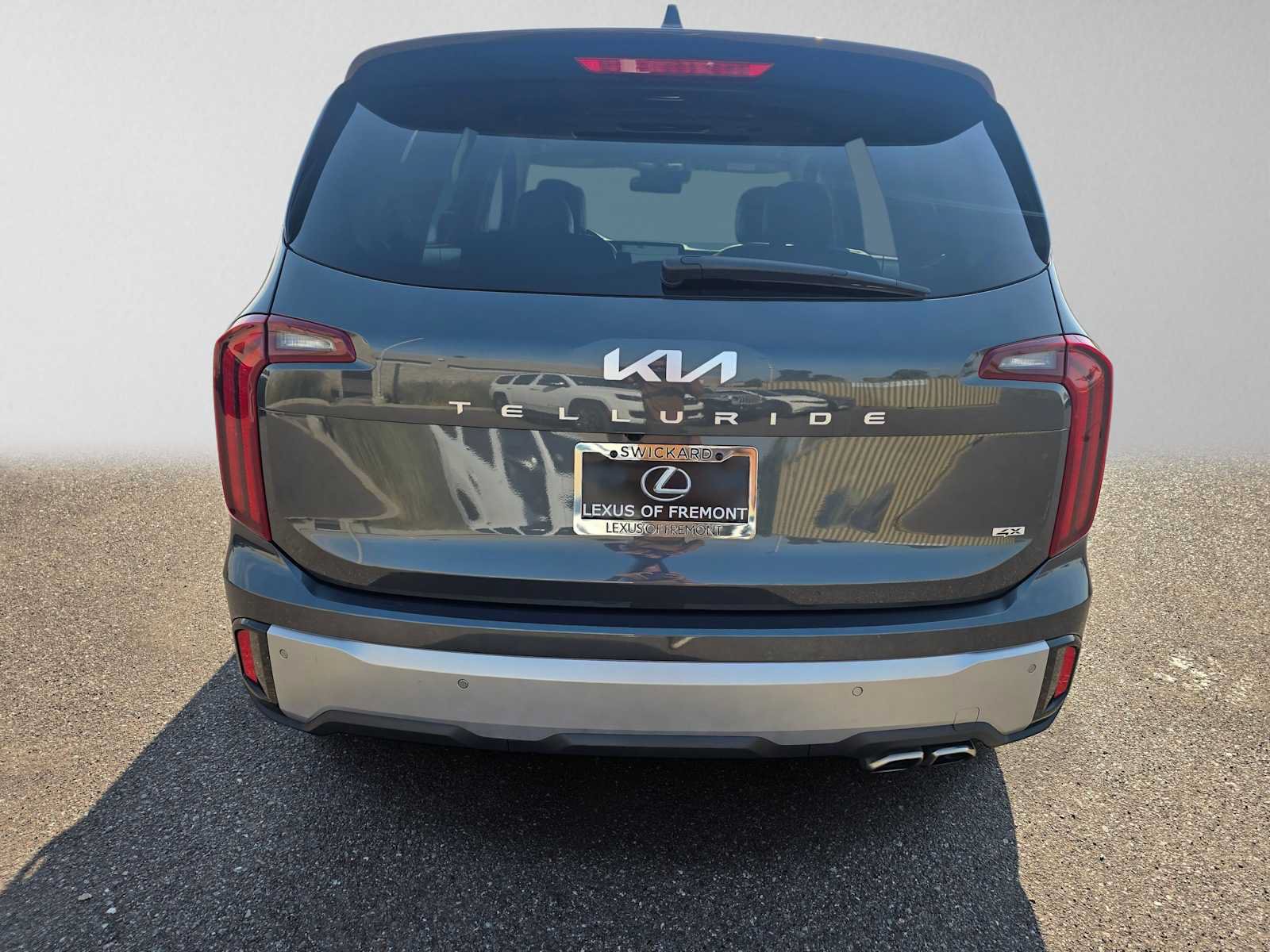Used 2024 Kia Telluride S w/ S Sunroof Package AWD/4WD image 4
