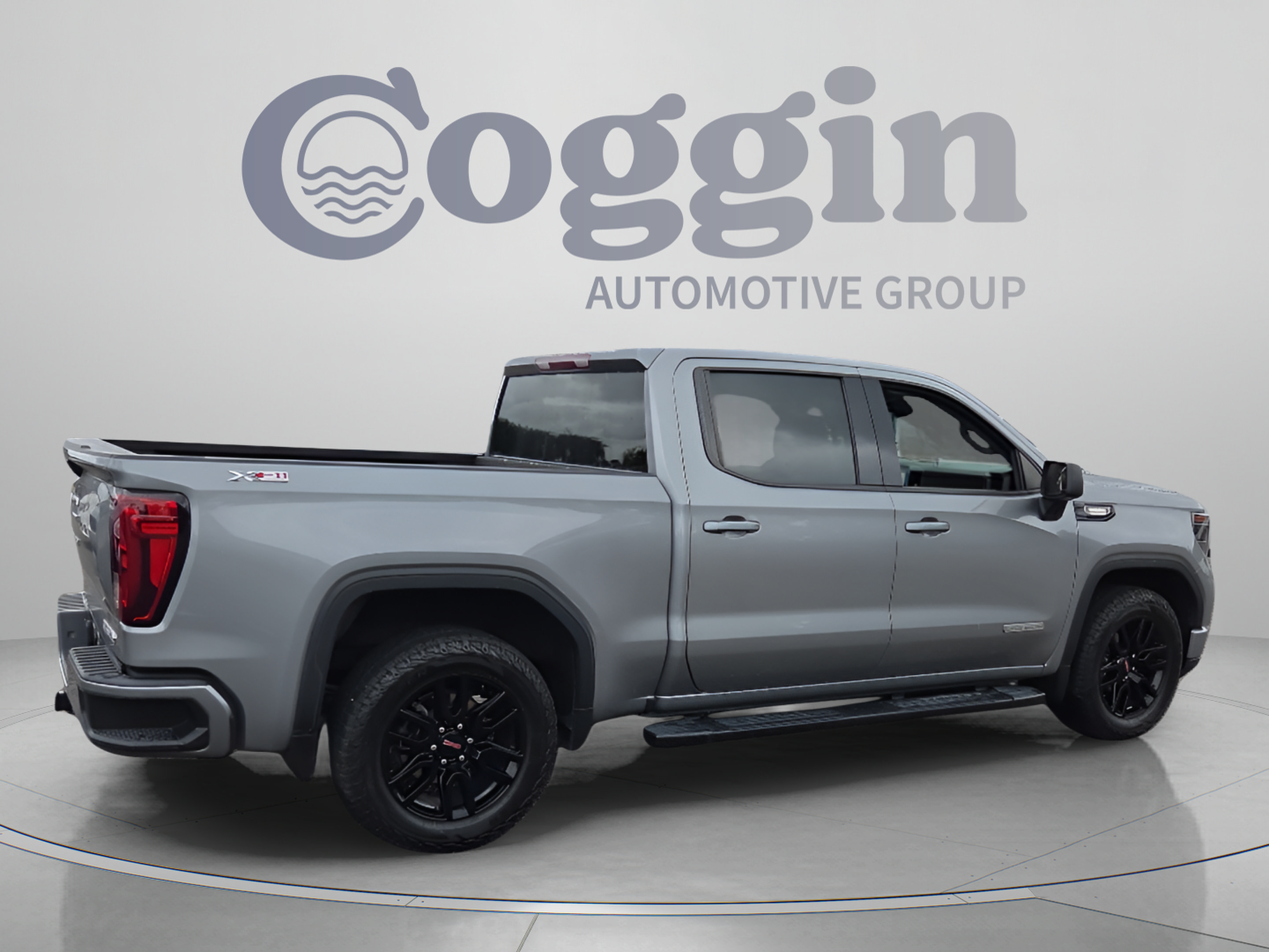 Used 2024 GMC Sierra 1500 Elevation AWD/4WD image 5