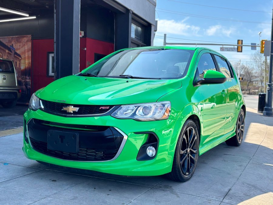 Used 2017 Chevrolet Sonic Premier w/ Driver Confidence Package FWD image 1