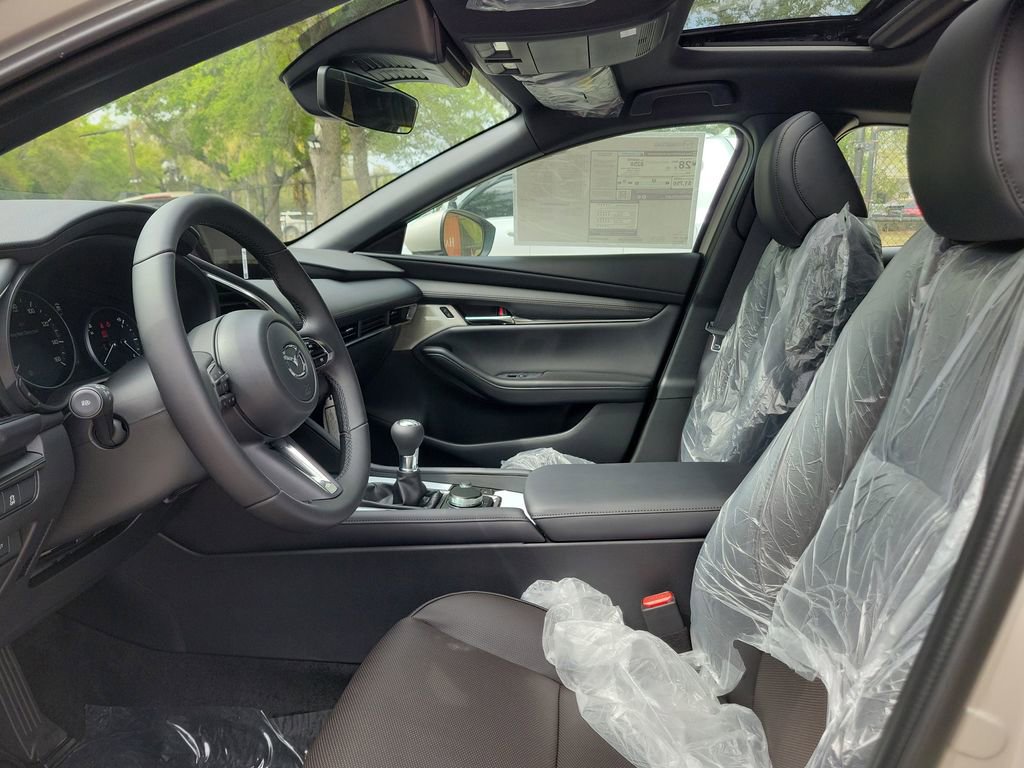 New 2026 MAZDA MAZDA3 2.5 S Hatchback w/ Premium Pkg FWD image 3