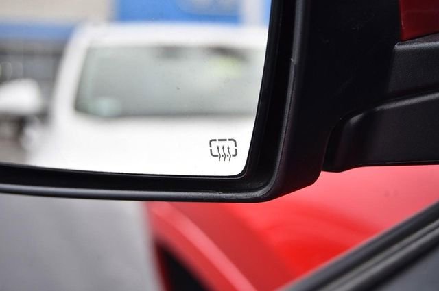 Used 2023 Jeep Compass Limited image 9