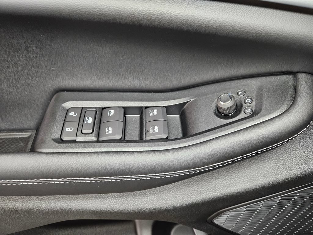 New 2026 Jeep Grand Cherokee L Limited AWD/4WD image 19