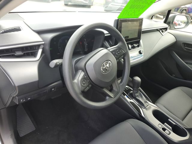 Used 2026 Toyota Corolla LE FWD image 18