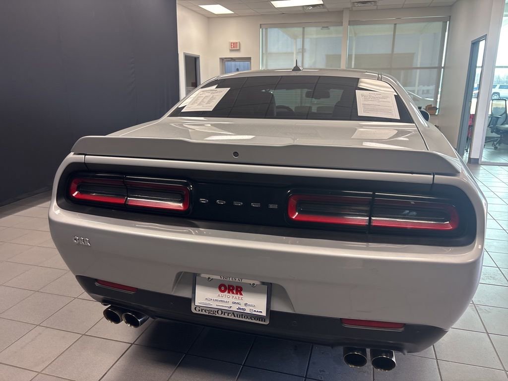 Used 2022 Dodge Challenger R/T w/ Plus Package image 4