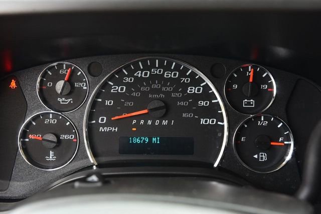 Used 2024 GMC Savana 2500 w/ Driver Convenience Package RWD image 11