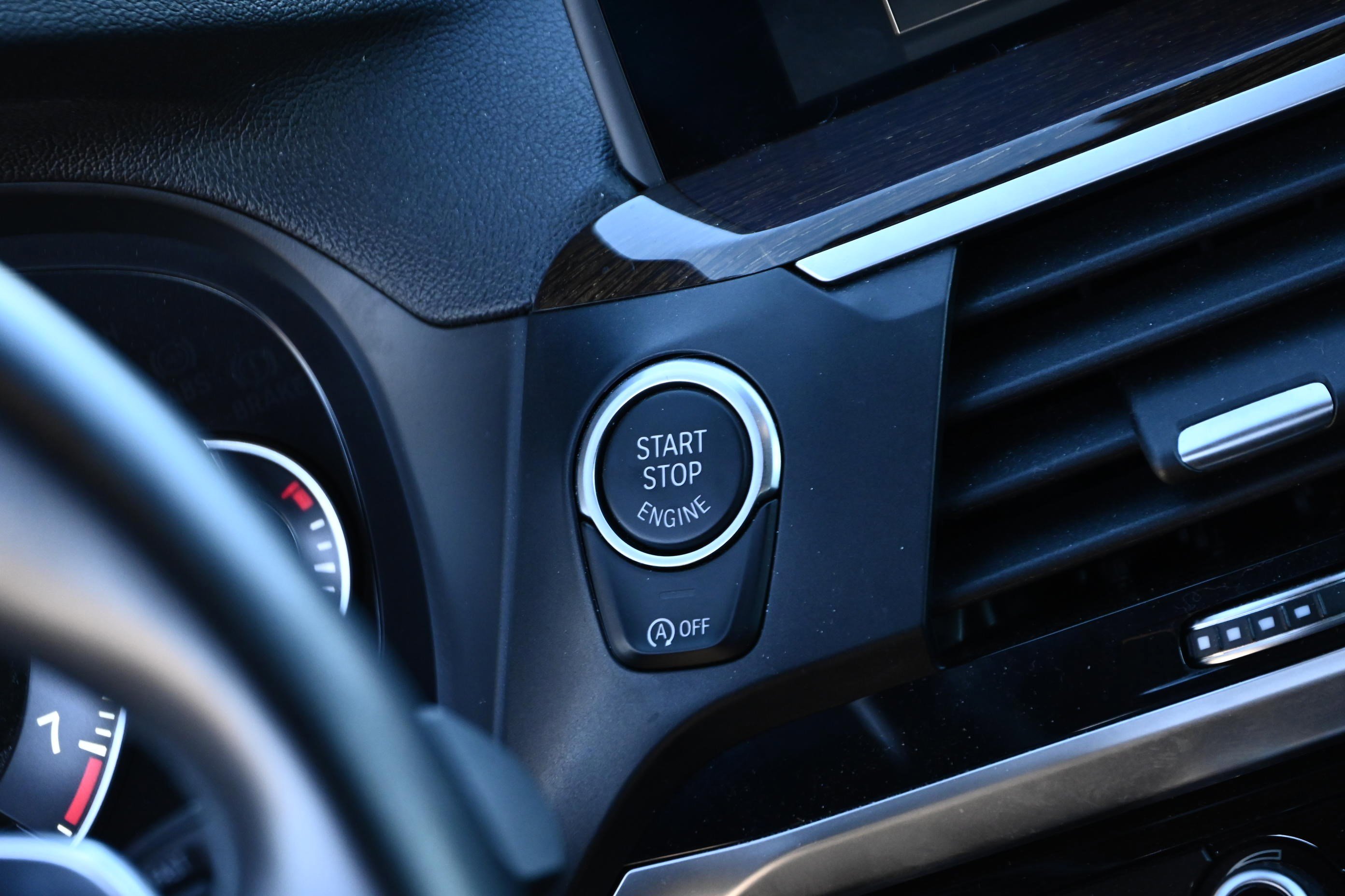 Used 2019 BMW X3 sDrive30i w/ Premium Package image 26