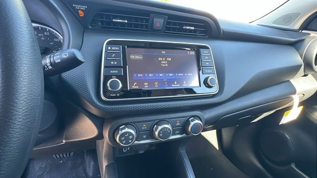 New 2025 Nissan Kicks Play S image 24