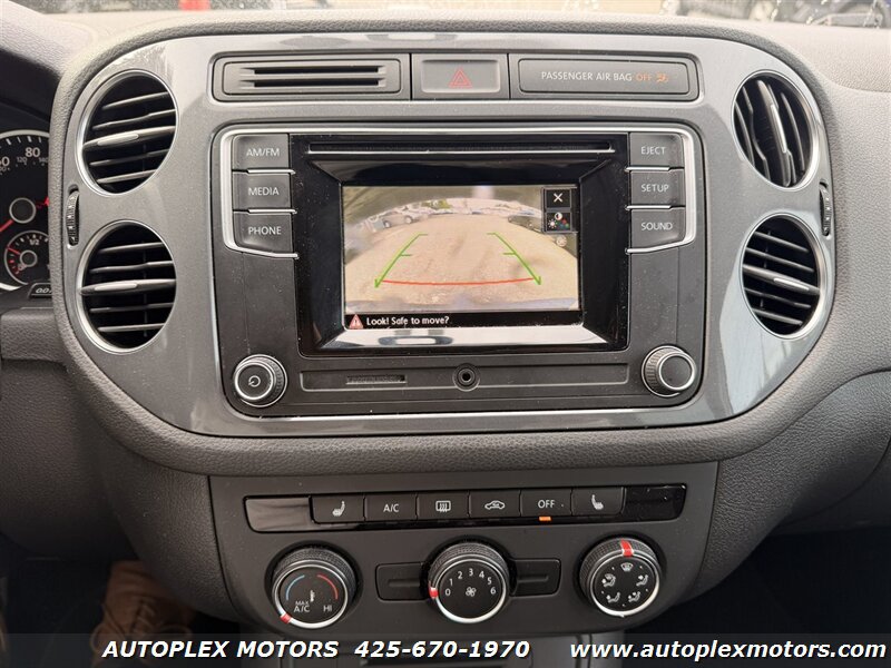 Used 2016 Volkswagen Tiguan S FWD image 13