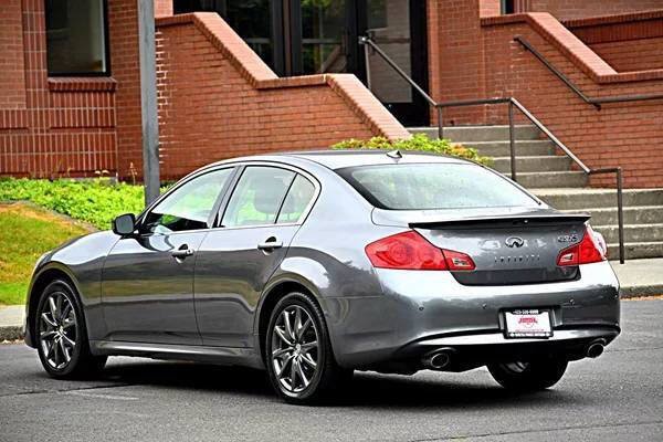 Used 2013 INFINITI G37 x Sedan w/ Premium Pkg AWD/4WD image 3