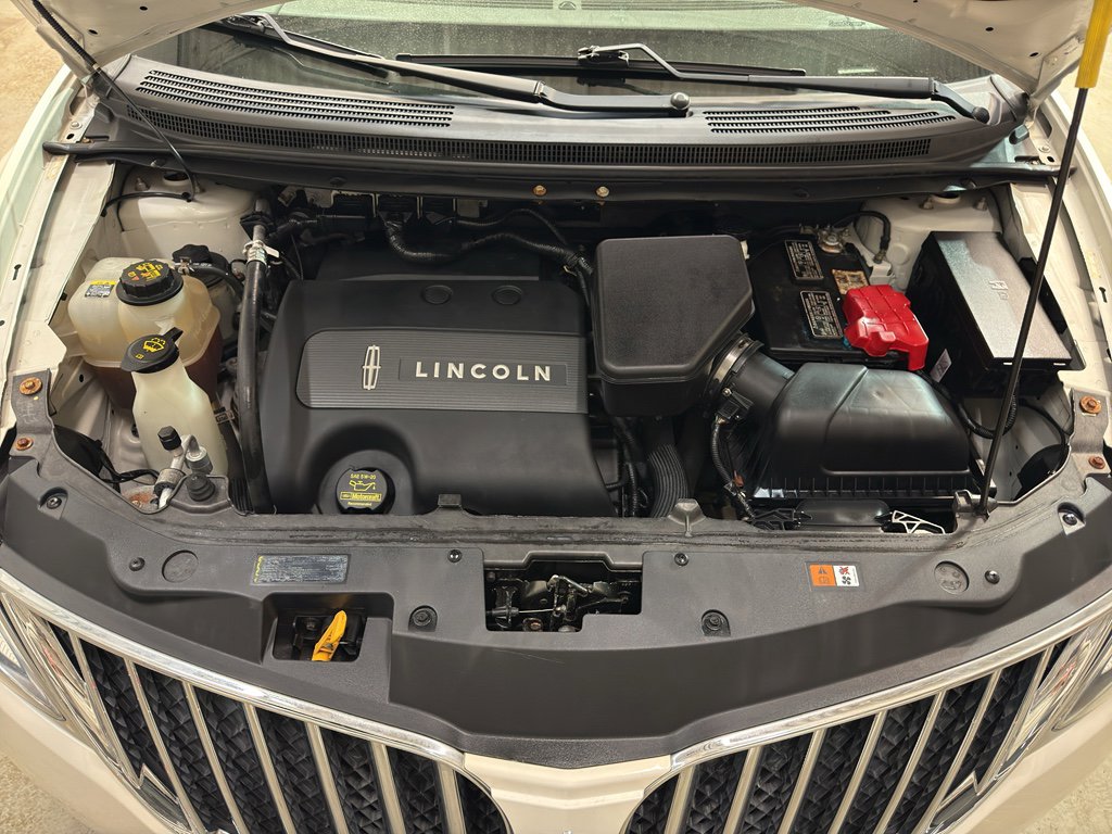 Used 2012 Lincoln MKX AWD image 31