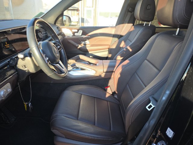 Used 2023 Mercedes-Benz GLS 450 4MATIC image 8