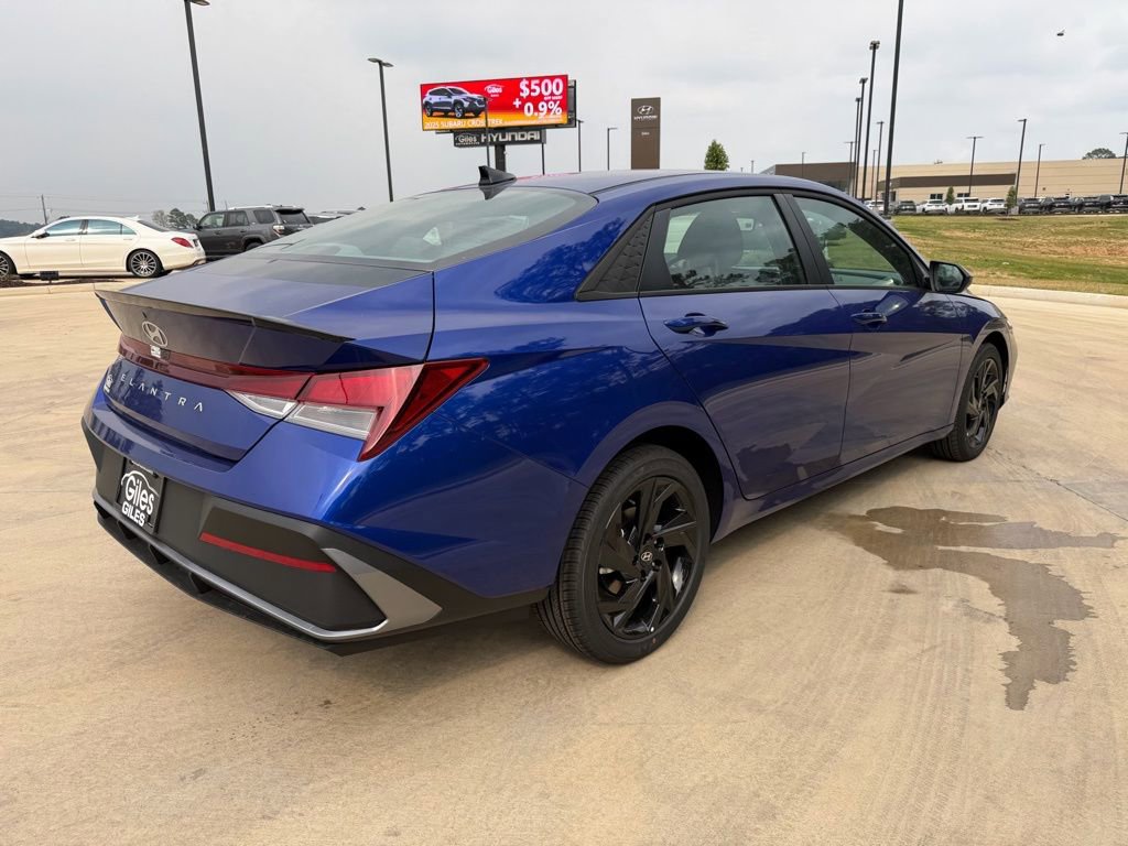 New 2026 Hyundai Elantra Sport image 5