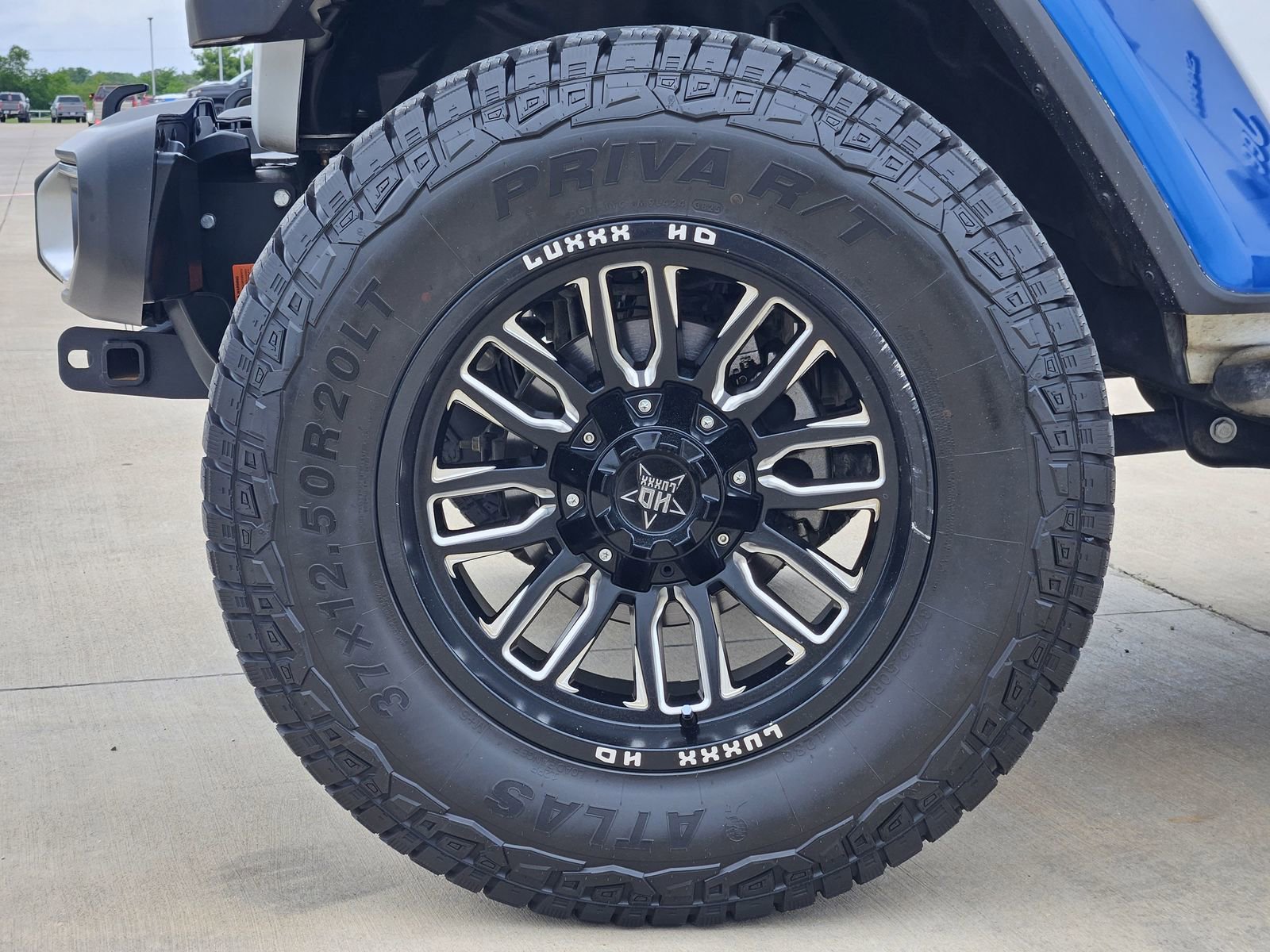 Used 2018 Jeep Wrangler Unlimited Sahara AWD/4WD image 13